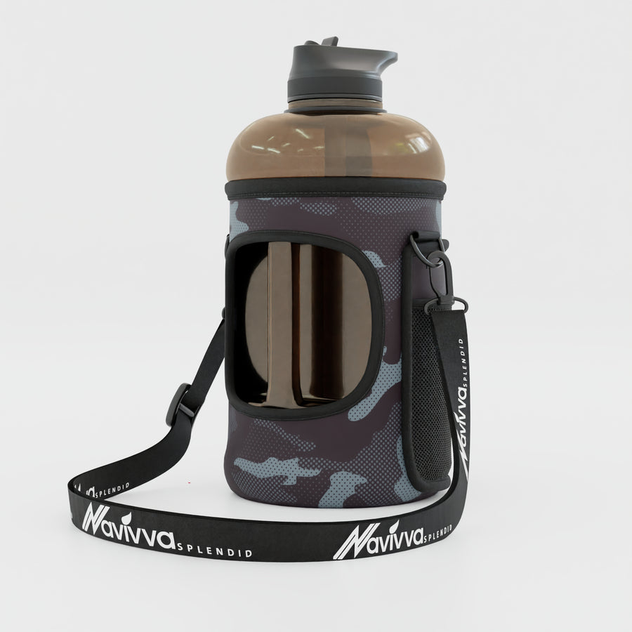 Big water bottle with sleeve - black